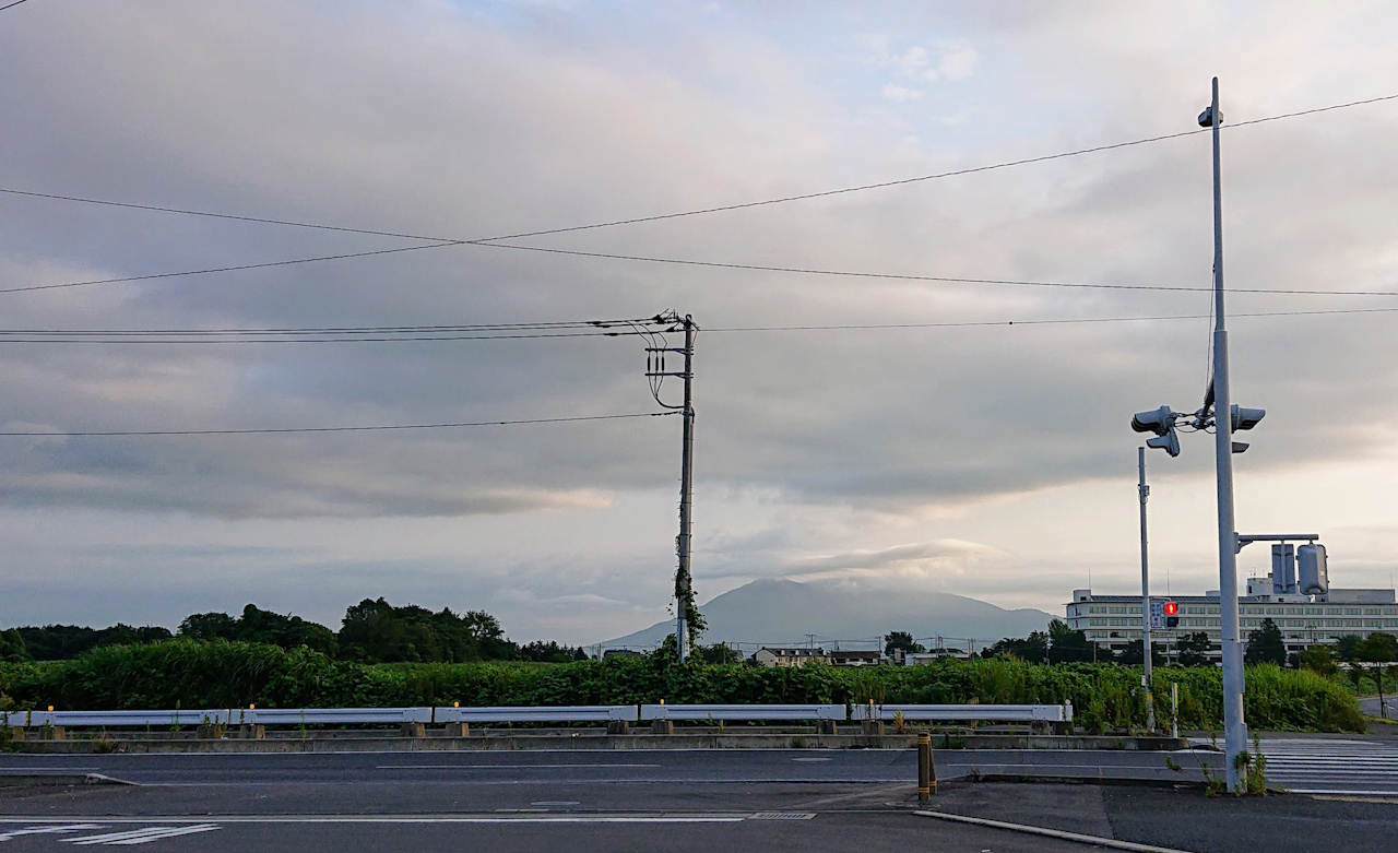 筑波山　雲の傘