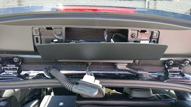 カローラツーリングにドライブレコーダーとレーダー探知機を設置Garmin DASH CAM 46Zコム鉄器　ZERO 706V